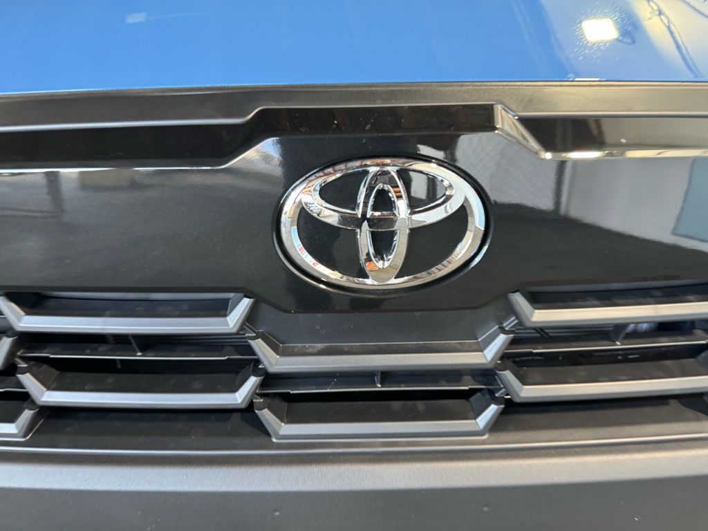 Thumbnail: 2026 Toyota Corolla Cross - 12