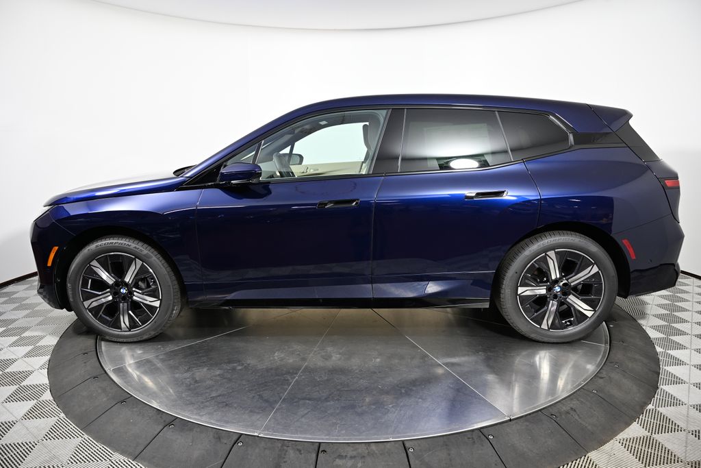 Thumbnail: 2026 BMW iX - 2