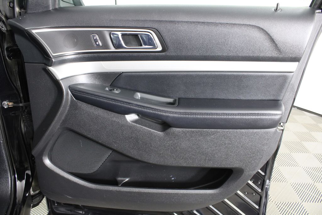 Used 2017 Ford Explorer for sale in 