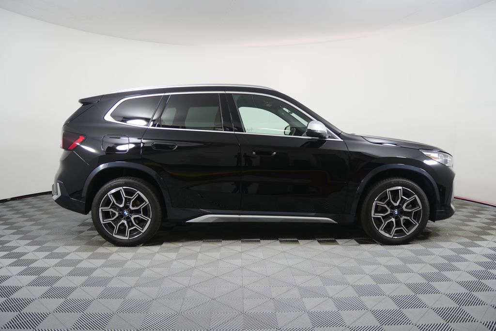 Thumbnail: 2024 BMW X1 - 2
