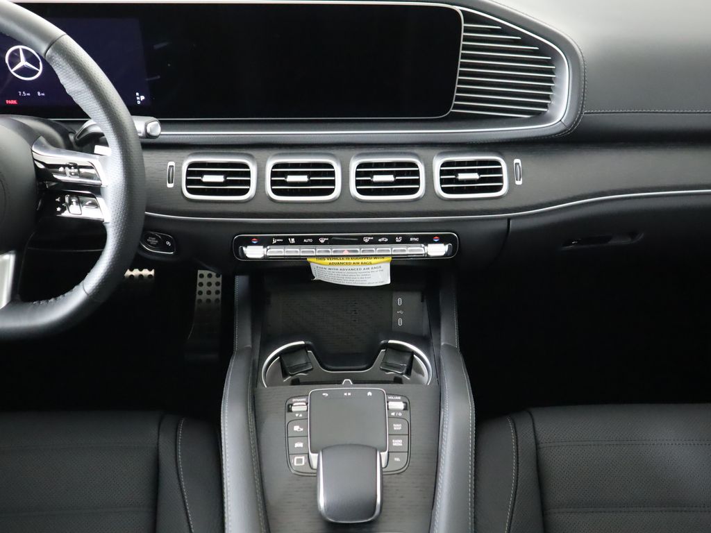 Thumbnail: 2026 Mercedes-Benz GLS - 14