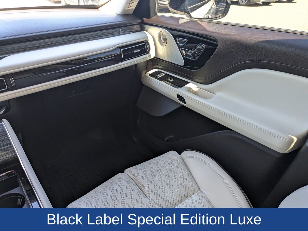 2023 Lincoln Aviator Black Label