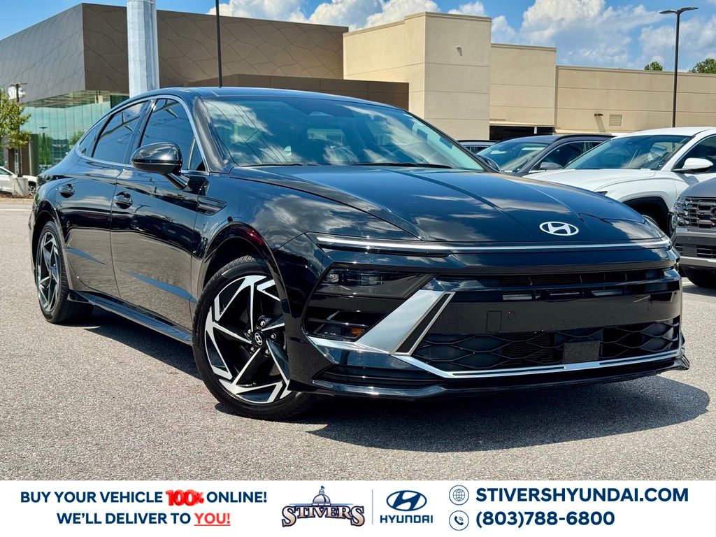 Onyx Black 2024 Hyundai Sonata Sedan Front-Wheel Drive 8-Speed Automatic