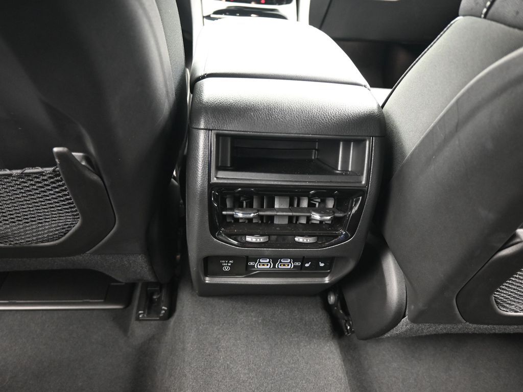 Used 2024 Midnight Sky Jeep Limited image 37