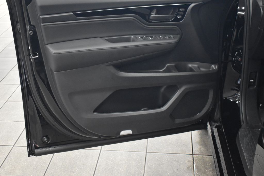 Thumbnail: 2026 Honda Odyssey - 8