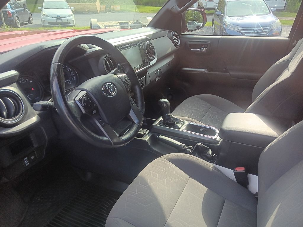 Used 2018 Toyota Tacoma Truck