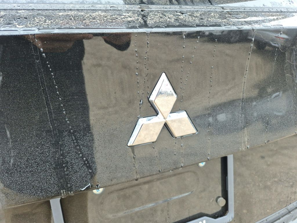 2026 Mitsubishi Outlander SE - 11