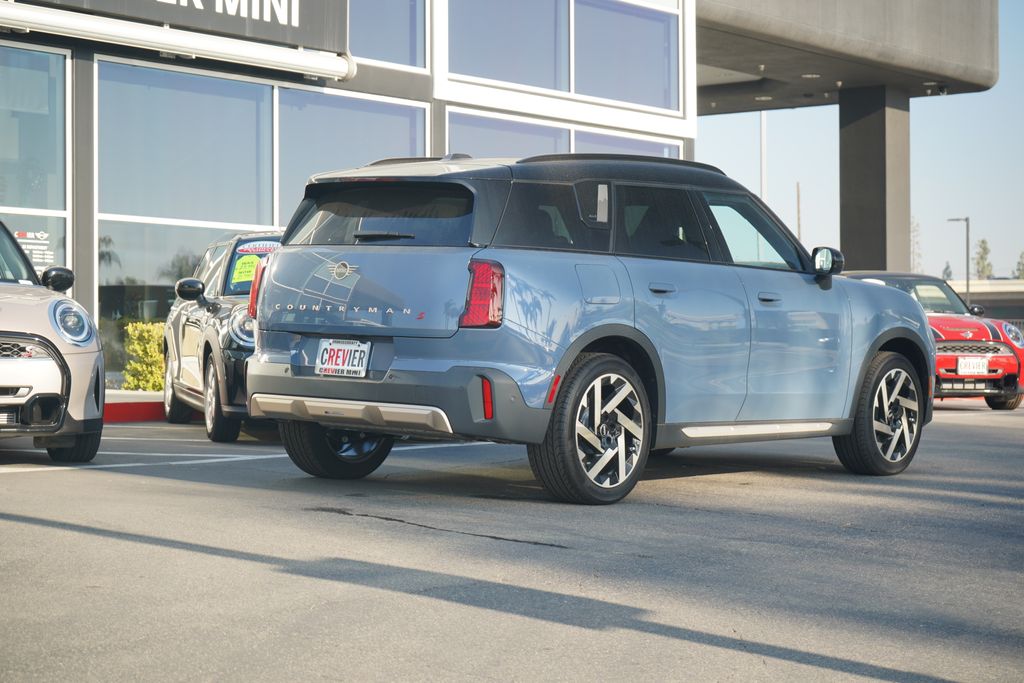 2025 MINI Cooper Countryman Base 4