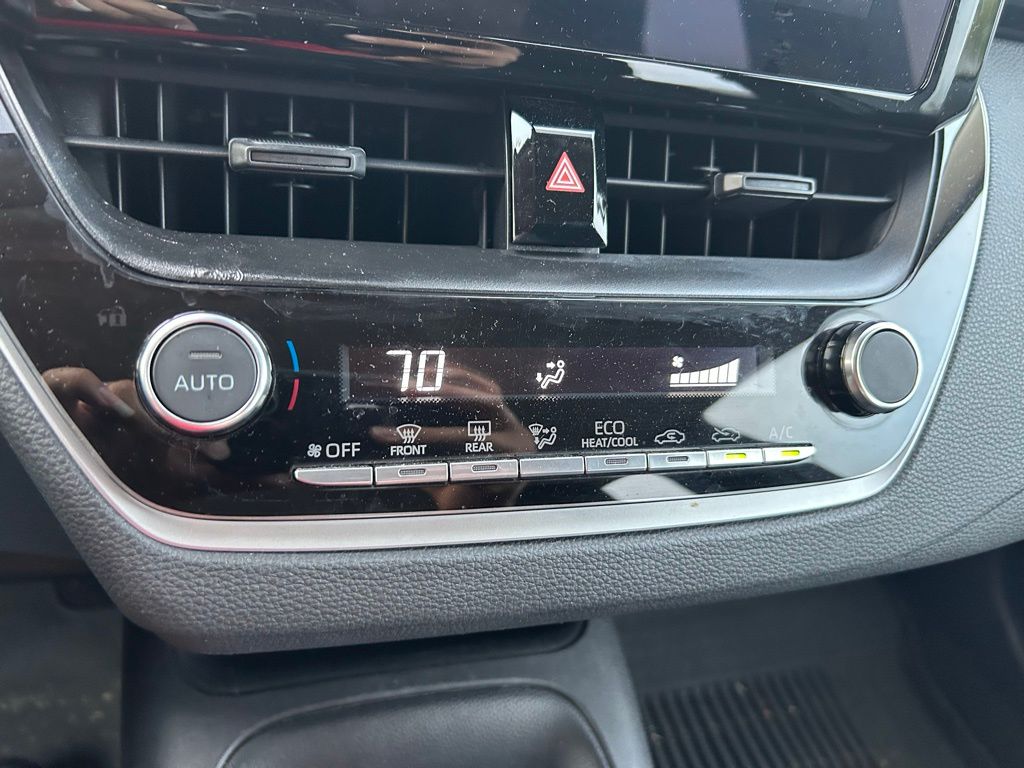 Thumbnail: 2023 Toyota Corolla - 25