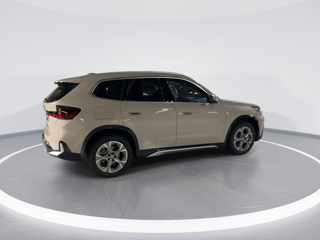 Thumbnail: 2026 BMW X1 - 8