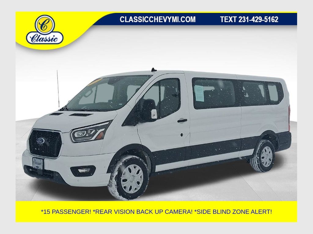 2023 Ford Transit Passenger 350 XLT Low Roof LB RWD