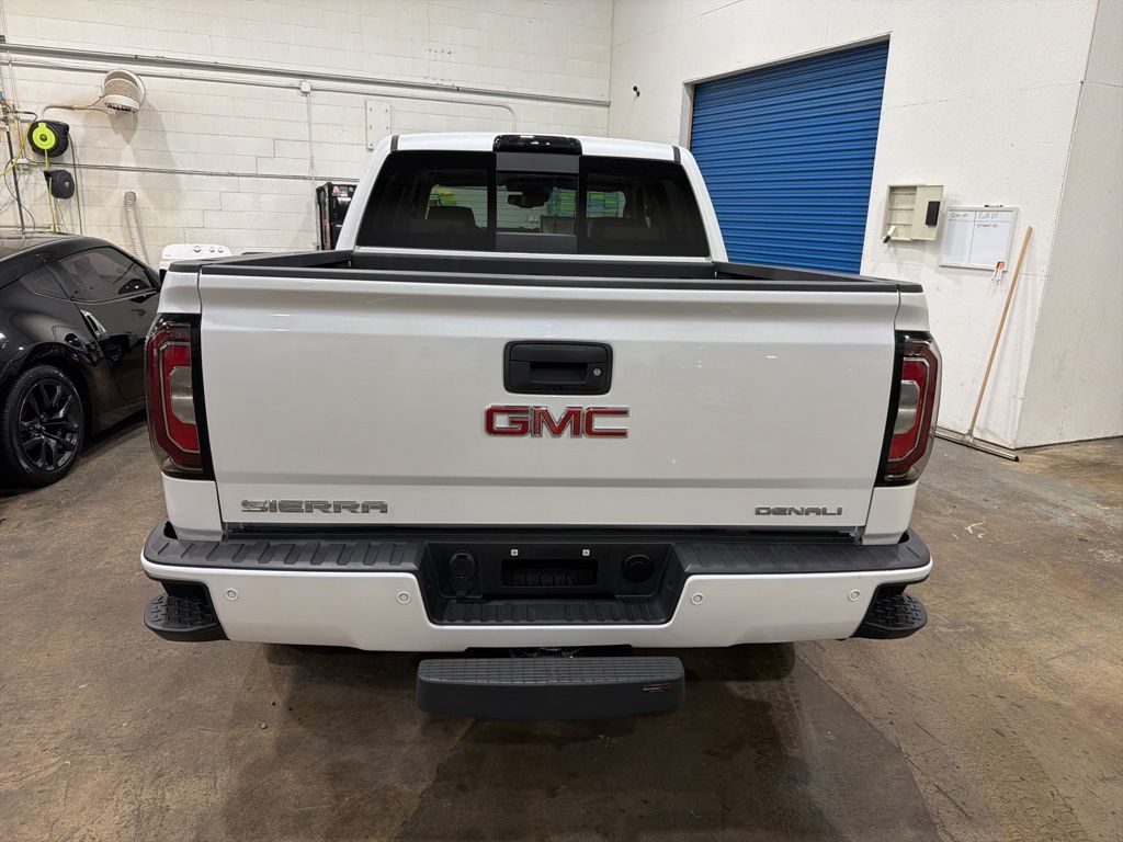 2018 GMC Sierra 1500 Denali - Image 5