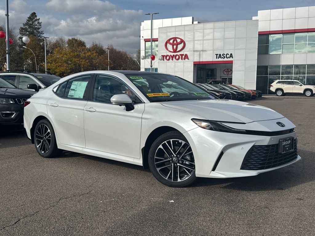 2026 Toyota Camry XLE's photo