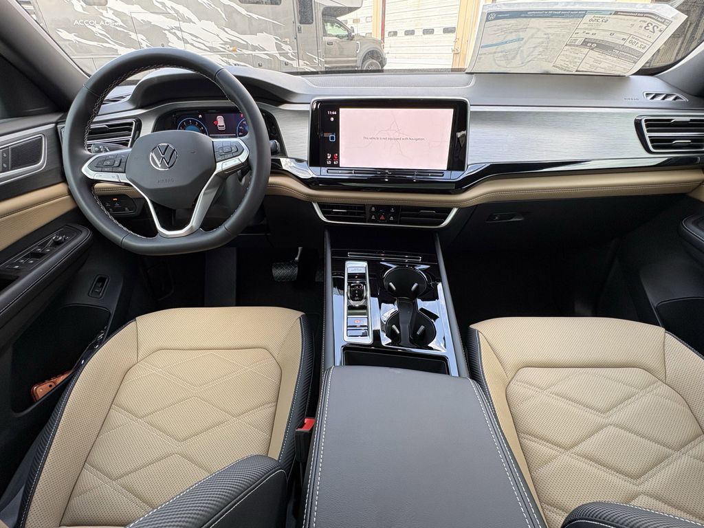 New 2026 White Volkswagen 2.0T SE w/Technology image 26