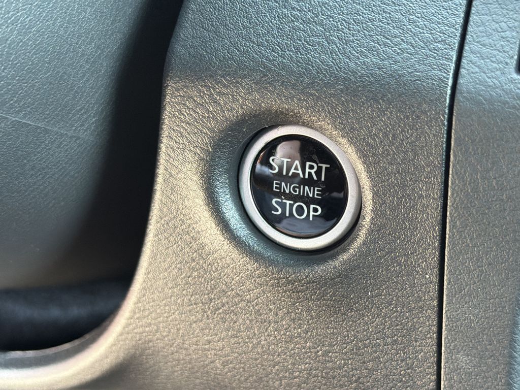 Used 2025 Nissan Frontier Truck