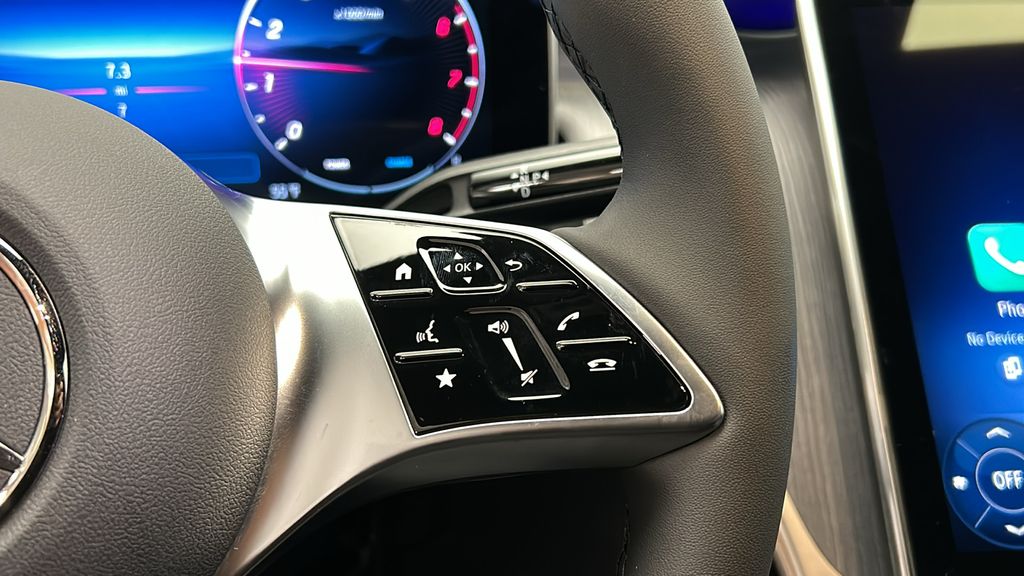 2025 Mercedes-Benz GLC 300 16