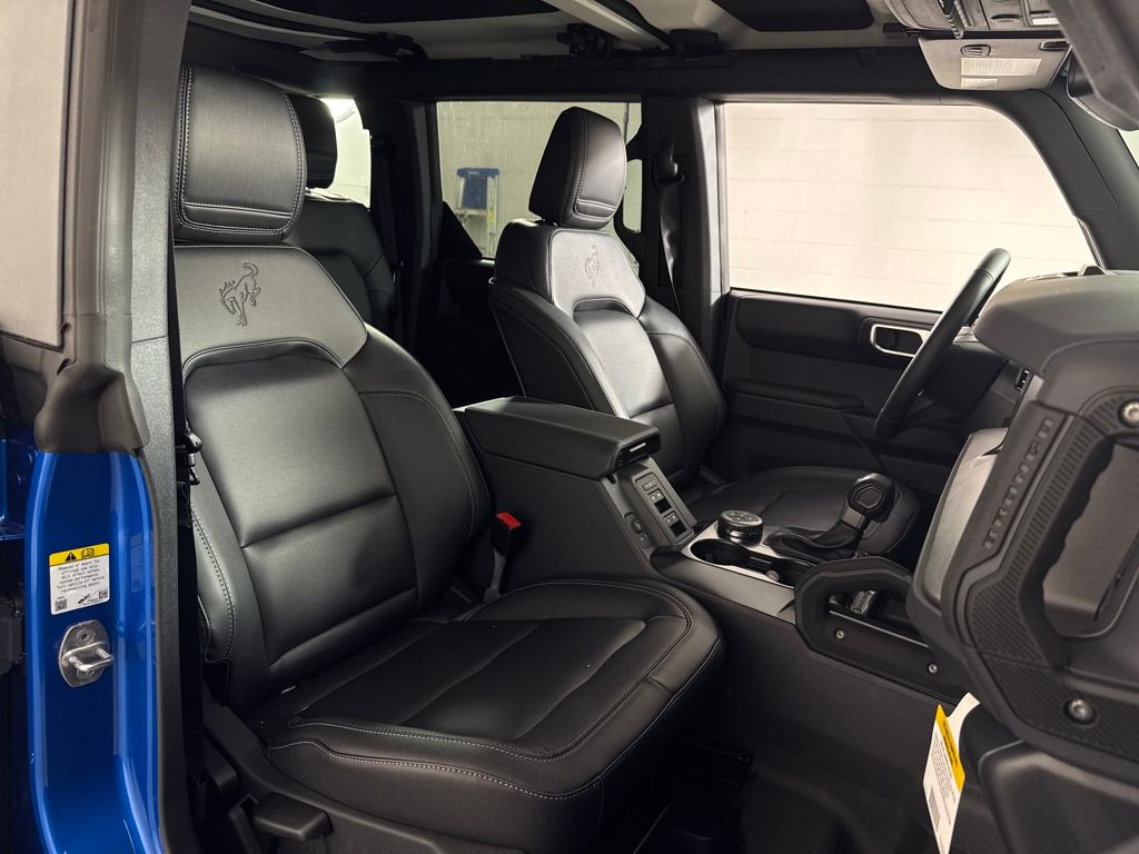 Certified Used 2025 Blue Ford Badlands image 28