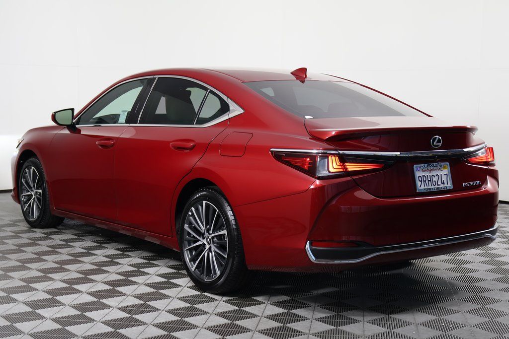Thumbnail: 2025 Lexus ES - 6