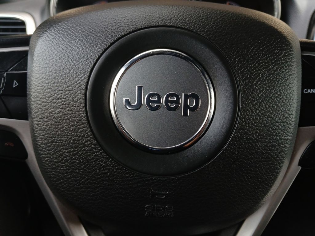 Used Car 2022 Jeep Grand Cherokee Wk  Laredo E For Sale Under $25,000 In Austin, Texas