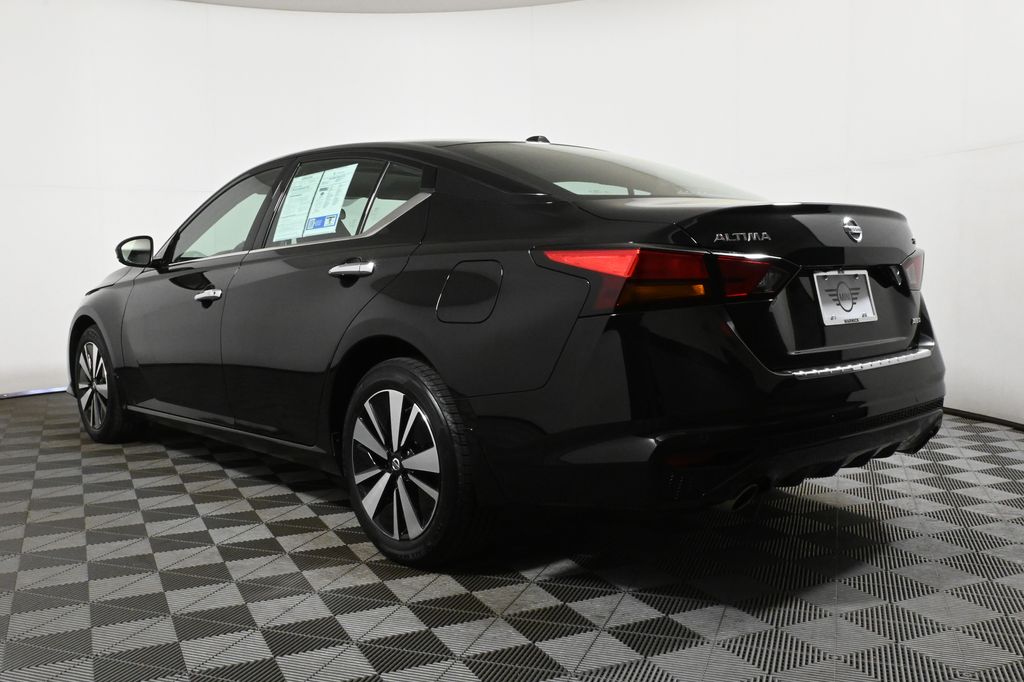 2021 Nissan Altima SL 5