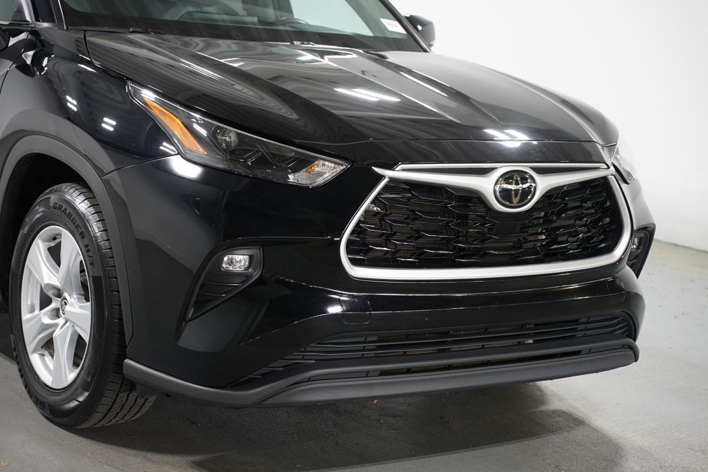 Thumbnail: 2024 Toyota Highlander - 4