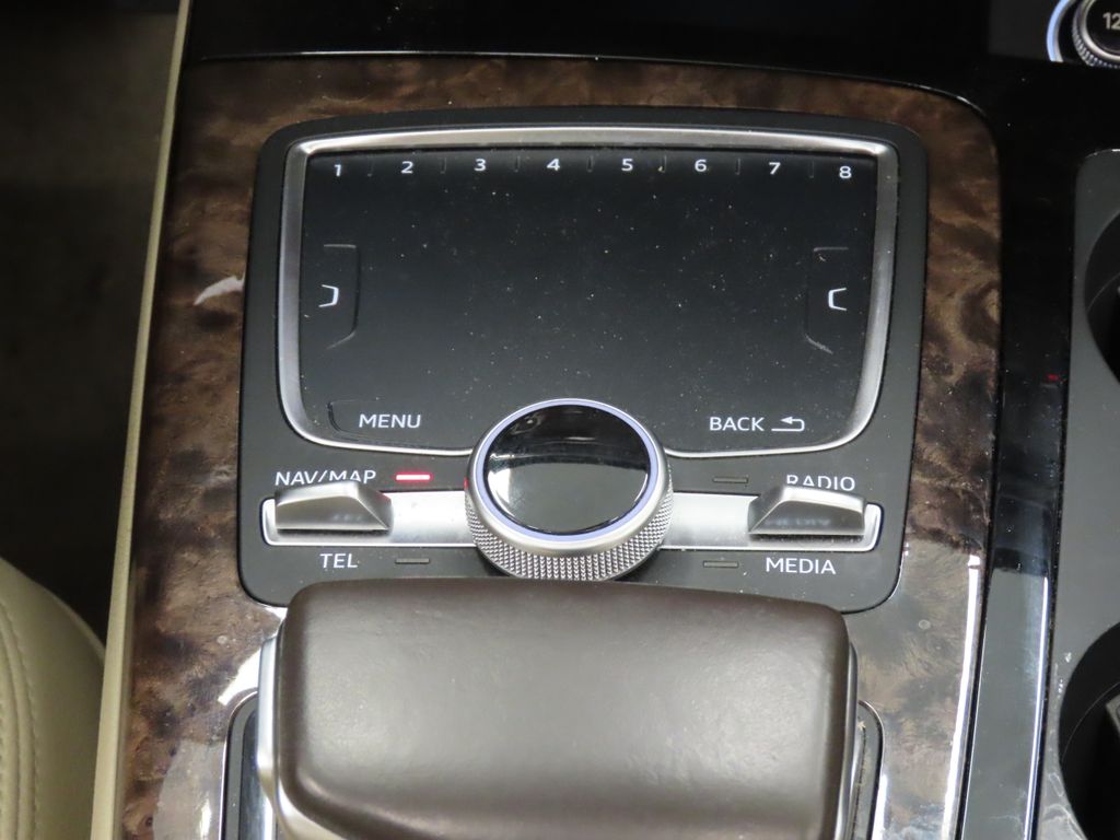 Thumbnail: 2018 Audi Q7 - 28