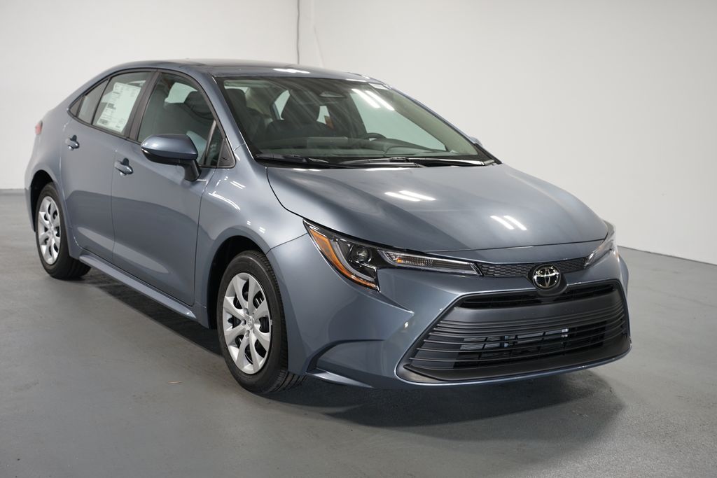 Thumbnail: 2025 Toyota Corolla - 3