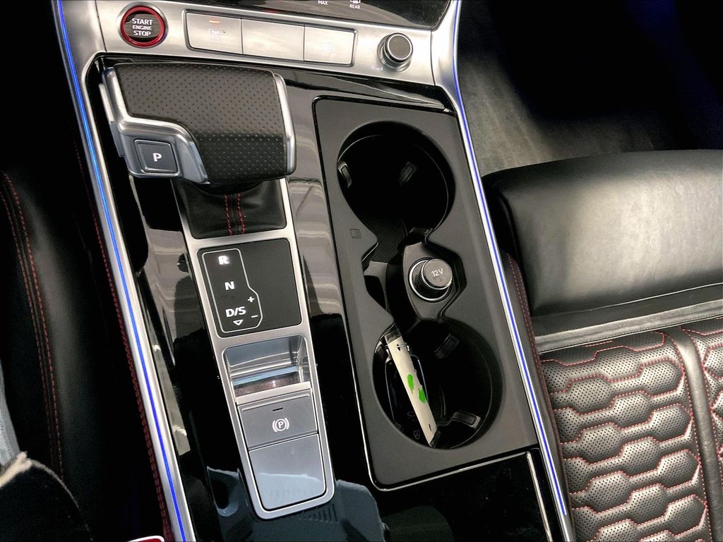 2021 Audi RS 7 — photo 27