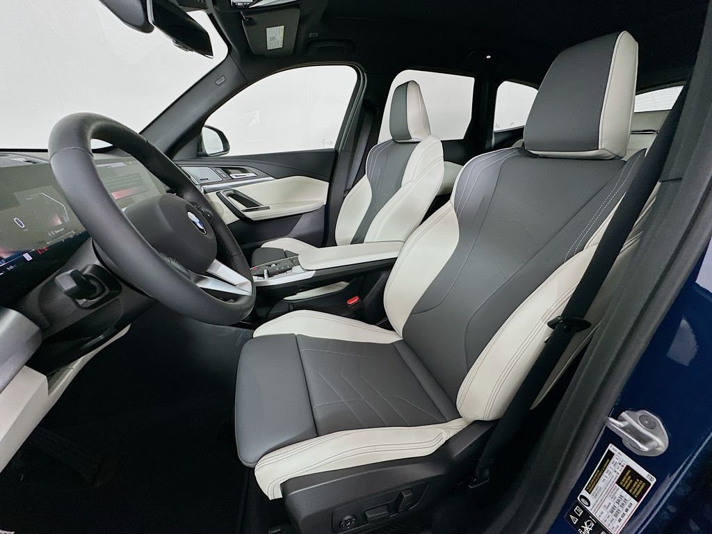 Thumbnail: 2026 BMW X1 - 16