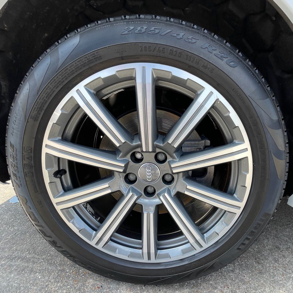 2017 Audi Q7 2.0T Premium Plus White at Autostrade