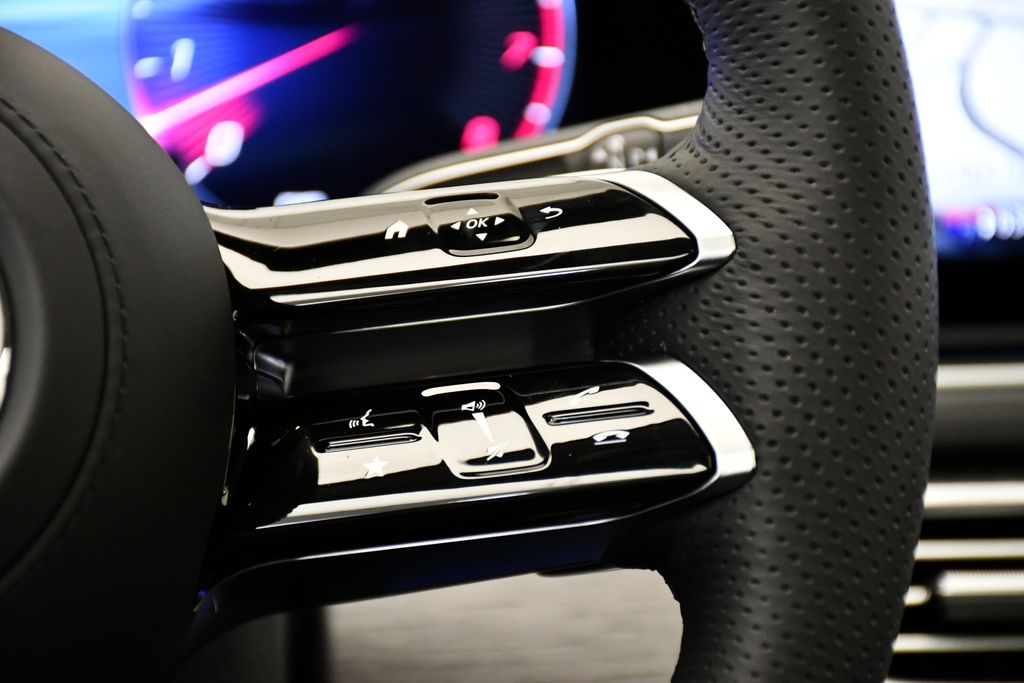 Thumbnail: 2026 Mercedes-Benz GLS - 23