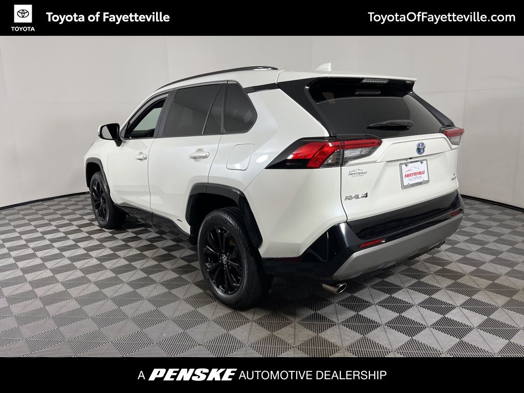 Thumbnail: 2022 Toyota RAV4 - 12