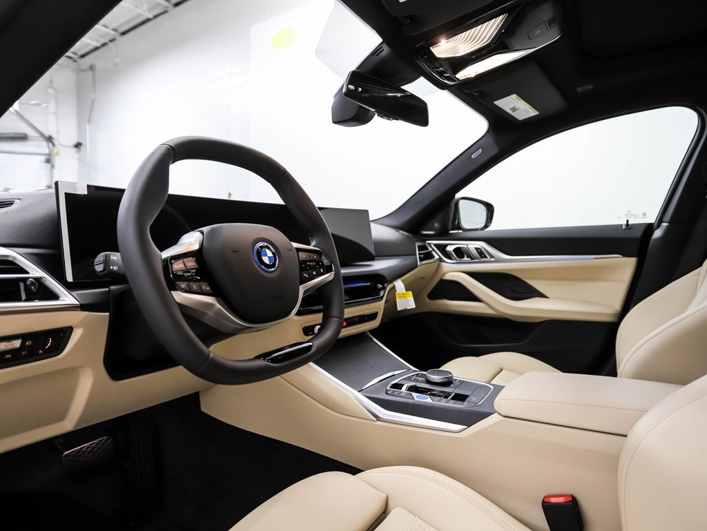 2025 BMW i4 xDrive40 10