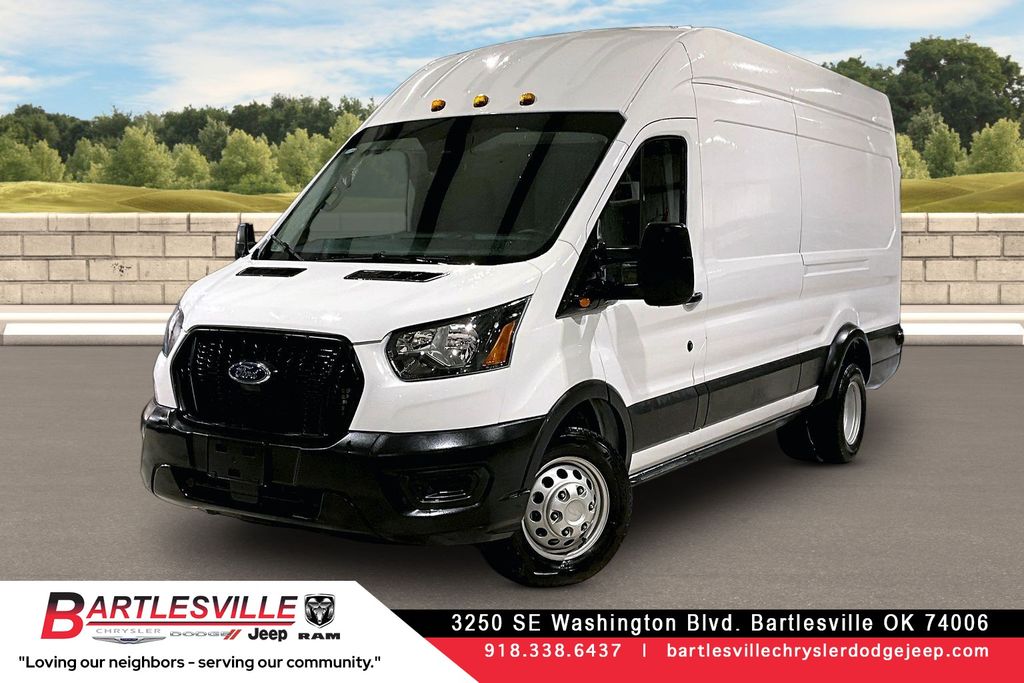 Oxford White 2024 Ford Transit Cargo 350 HD 11000 GVWR High Roof Extended LB DRW RWD Van Rear-Wheel Drive