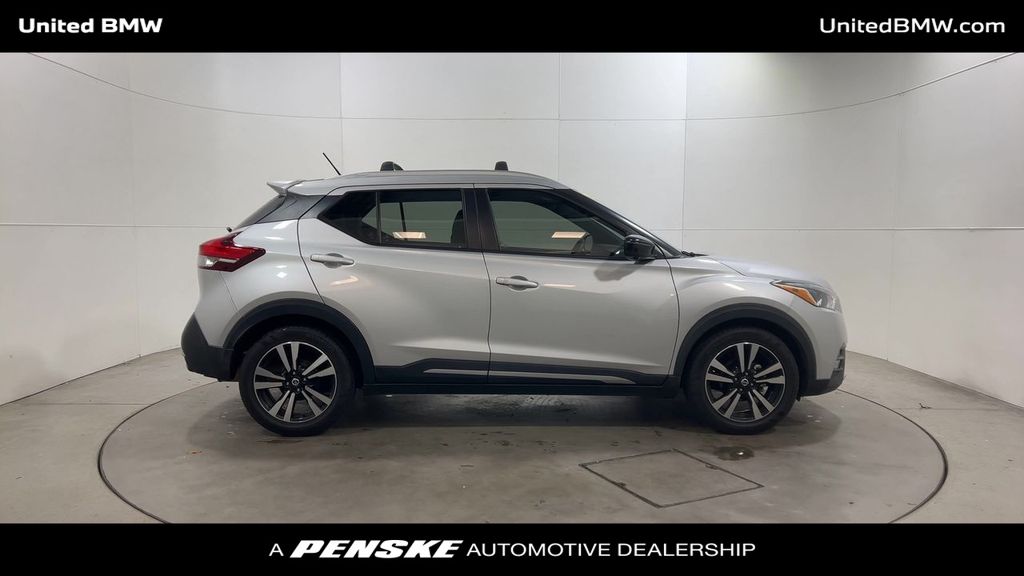 Thumbnail: 2019 Nissan Kicks - 9