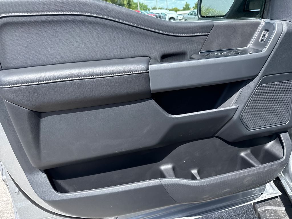 New 2026 Silver Ford XLT image 17