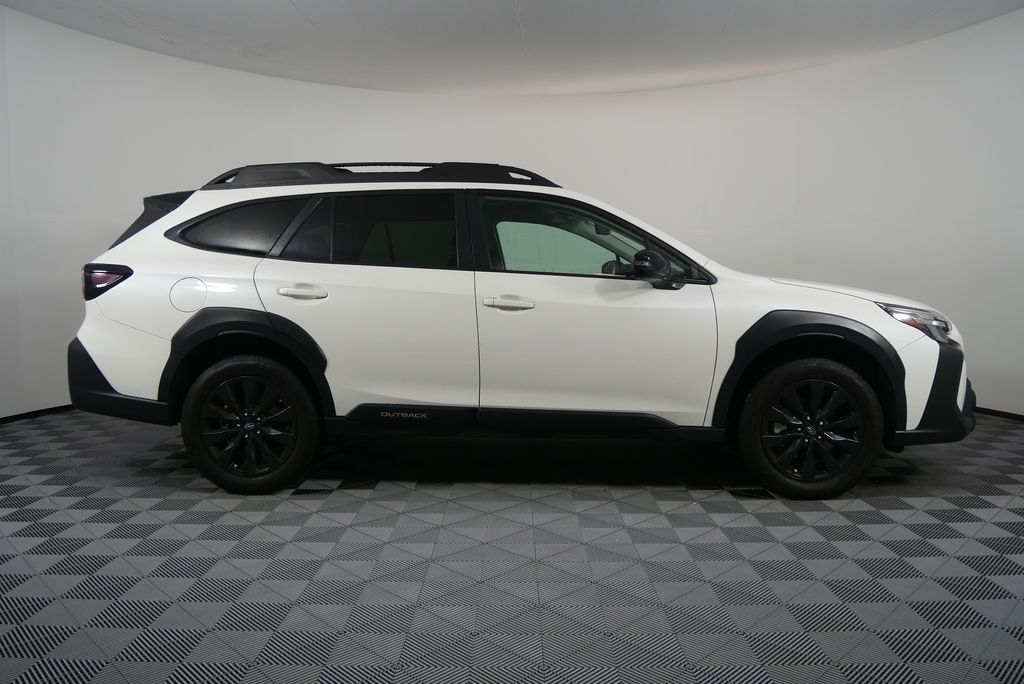 2023 Subaru Outback Onyx Edition 2