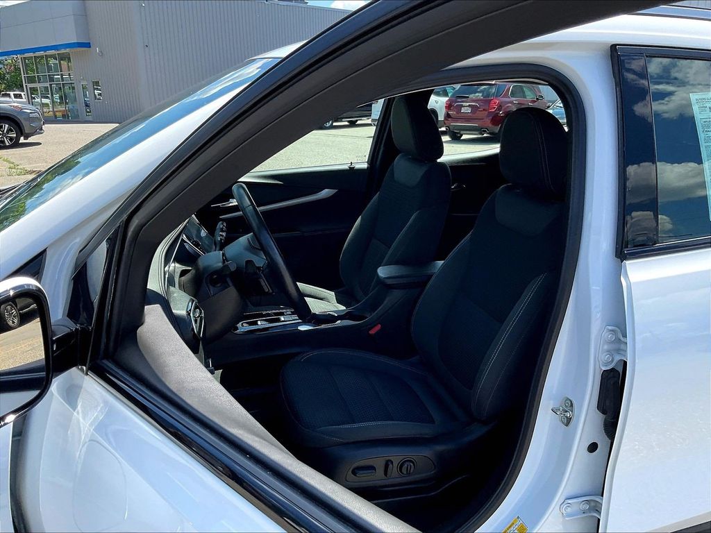2023 Chevrolet Bolt EUV — photo 10