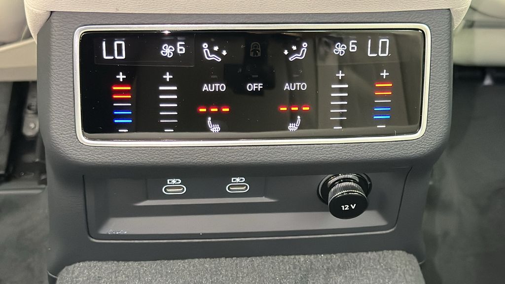 2025 Audi A6  25