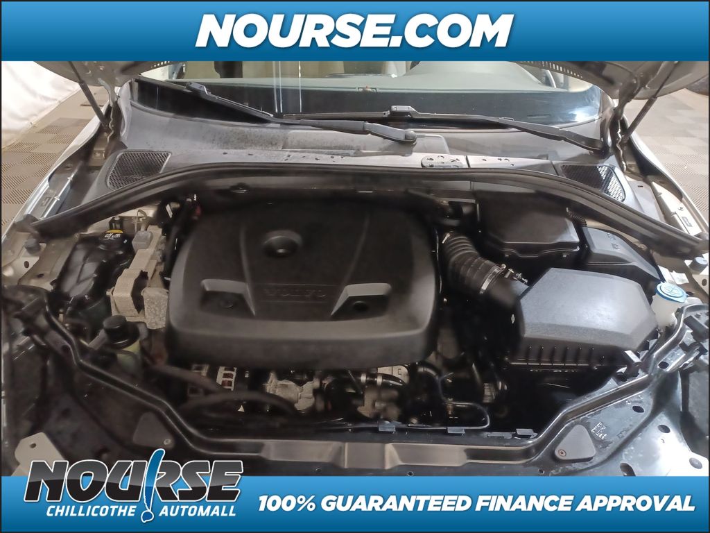 2022 Volkswagen Tiguan 2.0T SE photo