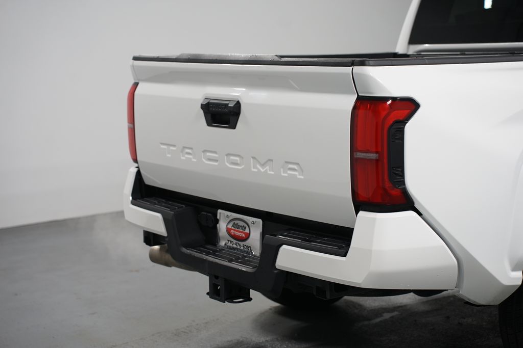 Thumbnail: 2024 Toyota Tacoma - 9