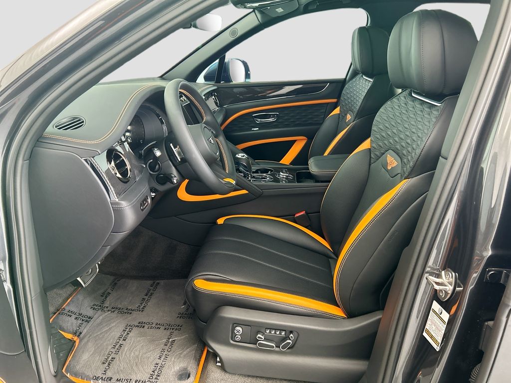 Thumbnail: 2026 Bentley Bentayga - 18