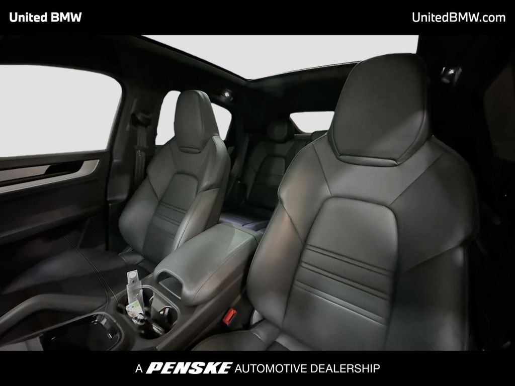 Thumbnail: 2025 Porsche  - 5