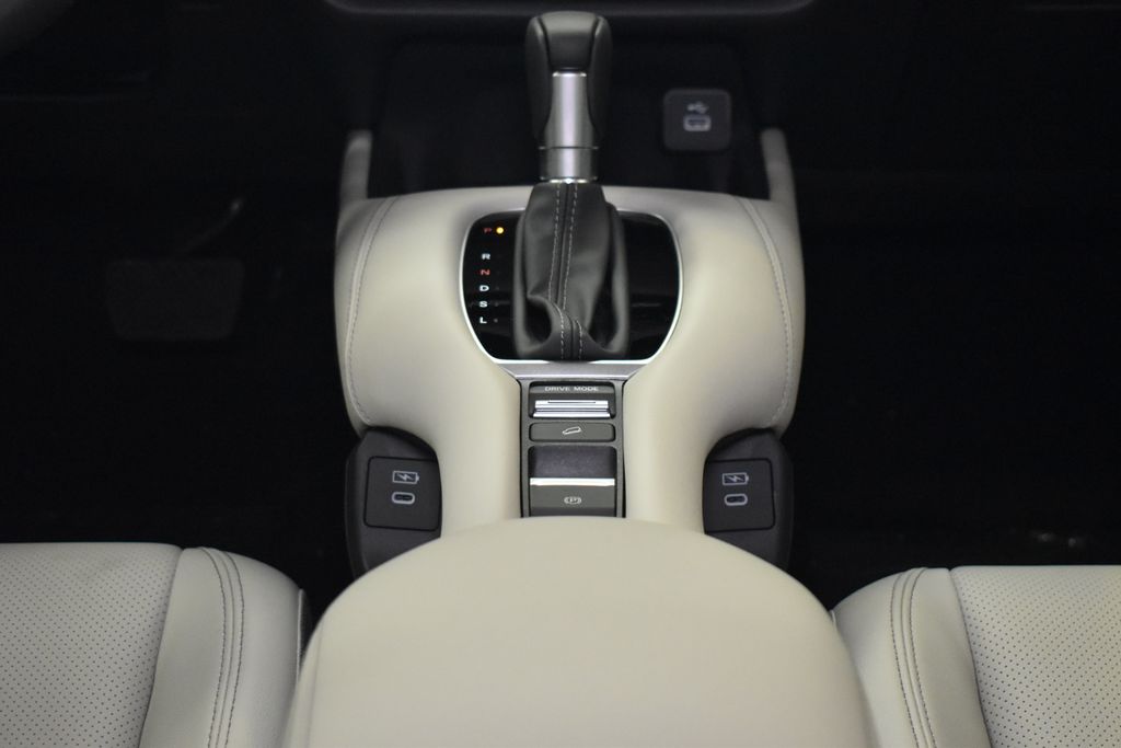2025 Honda HR-V EX-L 12