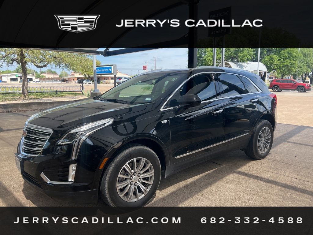 Stellar Black Metallic 2019 Cadillac XT5 Luxury FWD SUV / Crossover Front-Wheel Drive 8-Speed Automatic