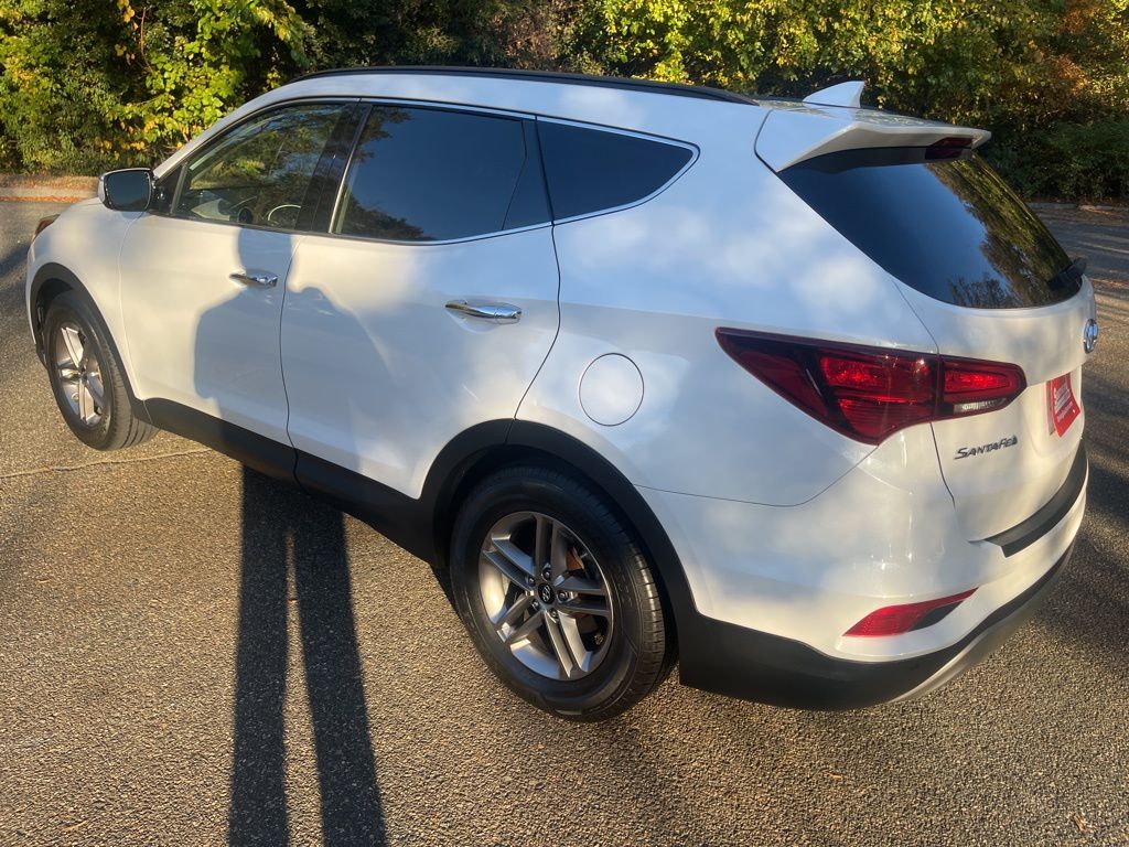 2017 Hyundai Santa Fe Sport 2.4 Base 3