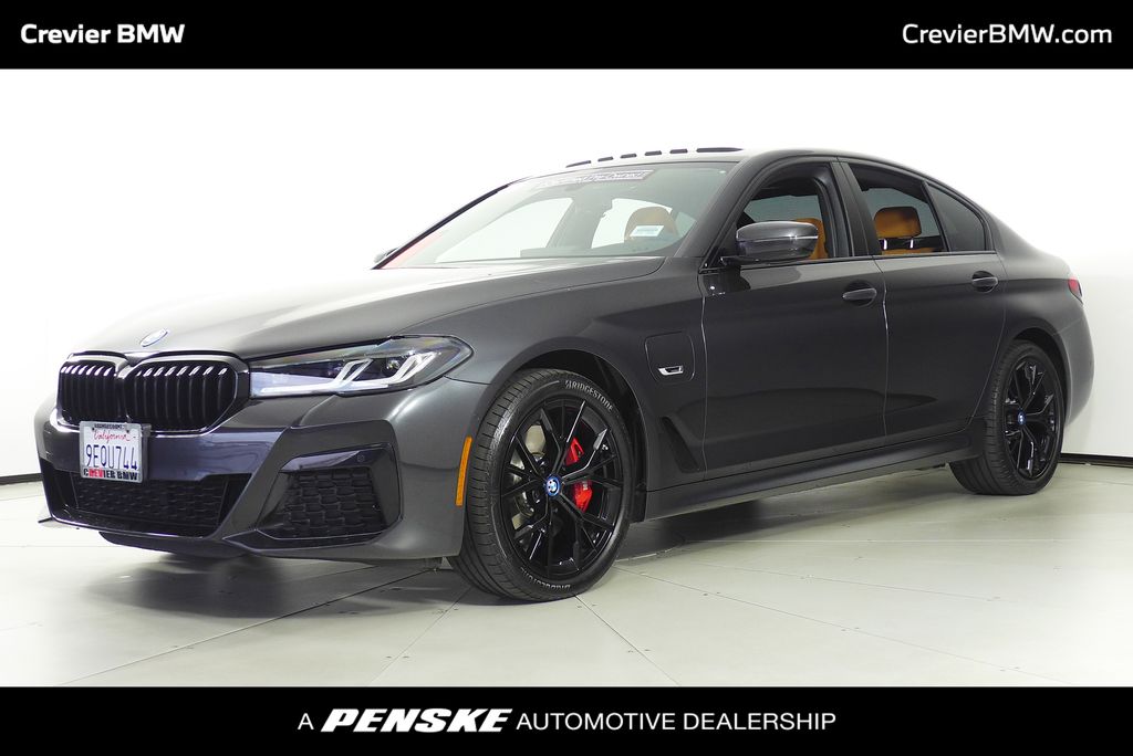 Thumbnail: 2023 BMW 5 Series - 1