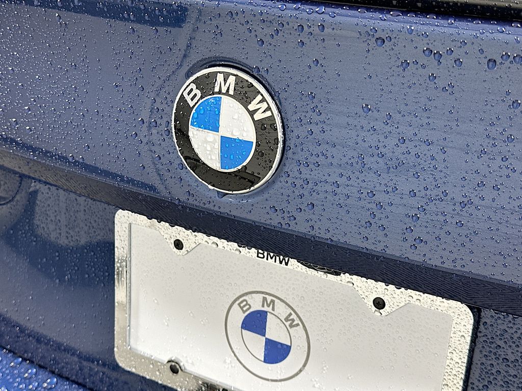 Thumbnail: 2026 BMW 5 Series - 22