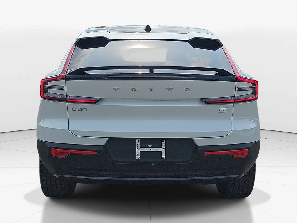 Used 2023 White Volvo Ultimate image 5