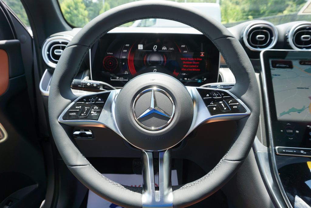 Thumbnail: 2025 Mercedes-Benz GLC - 25